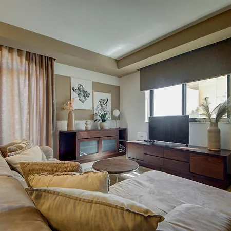 别墅 With Stunning Pool Area In St'julians By 360 Estates Saint Julian's