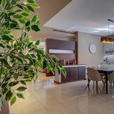 With Stunning Pool Area In St'julians By 360 Estates Vilă St. Julian's