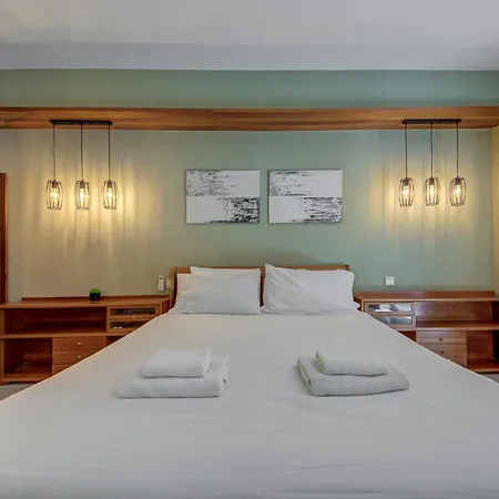 With Stunning Pool Area In St'julians By 360 Estates 别墅