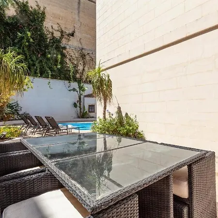 With Stunning Pool Area In St'julians By 360 Estates * Saint Julian's